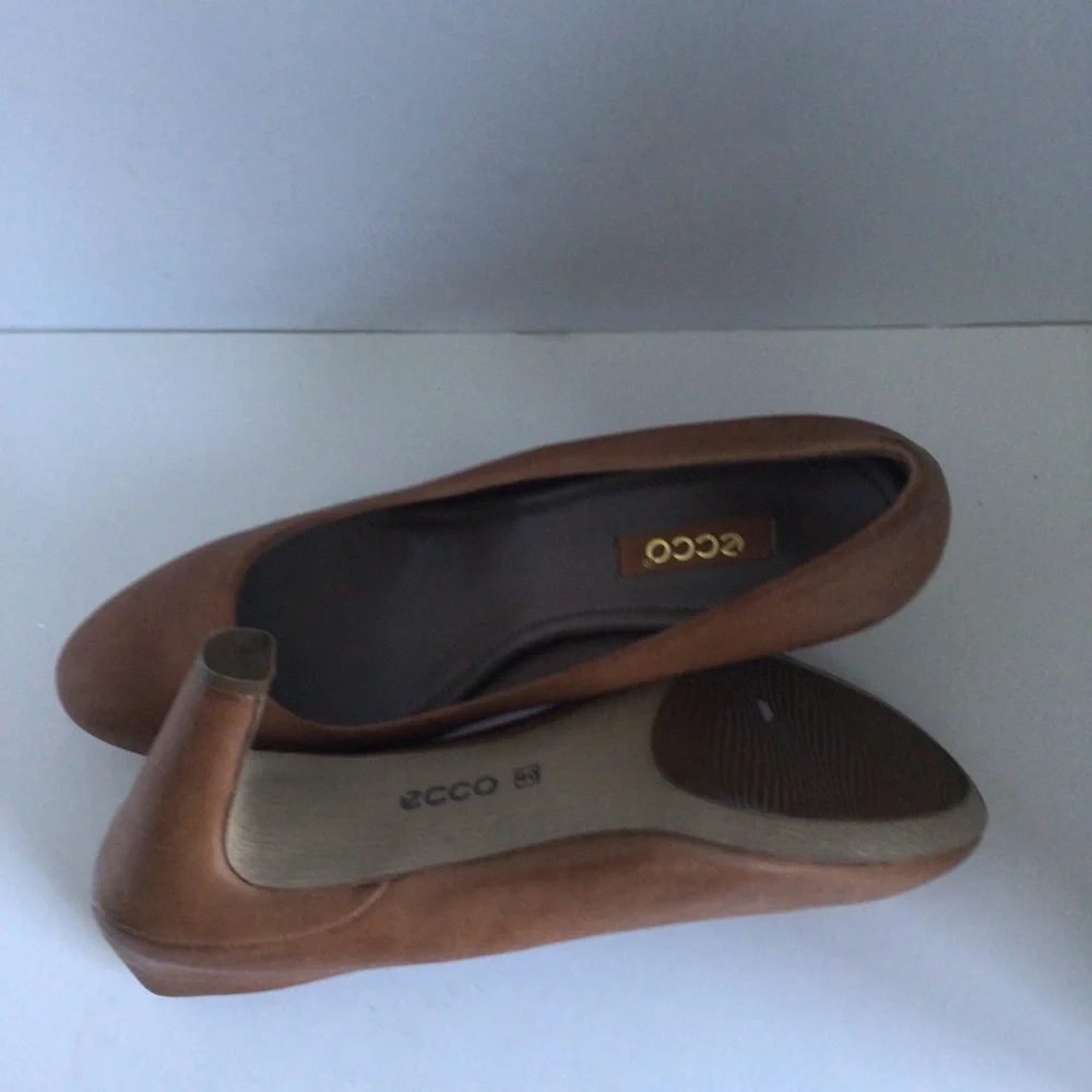 Ecco Leather Pump Round Toe High Heel Light Brown.EU 40/US 9/9.5 - Picture 11 of 13